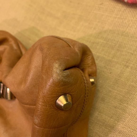 Chloe Victoria leather tote - Picture 9 of 16